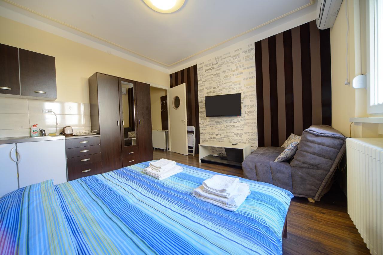 Parliament Apartment Белград Екстер'єр фото